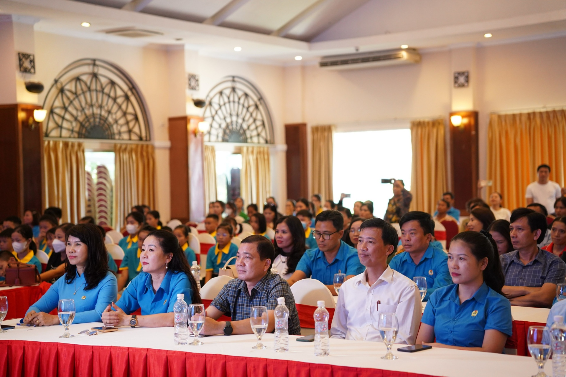 Ý nghĩa chương trình “Chia sẻ yêu thương – Cùng em đến trường” của LĐLĐ thị xã Cửa Lò Ý nghĩa chương trình “Chia sẻ yêu thương – Cùng em đến trường” của LĐLĐ thị xã Cửa Lò