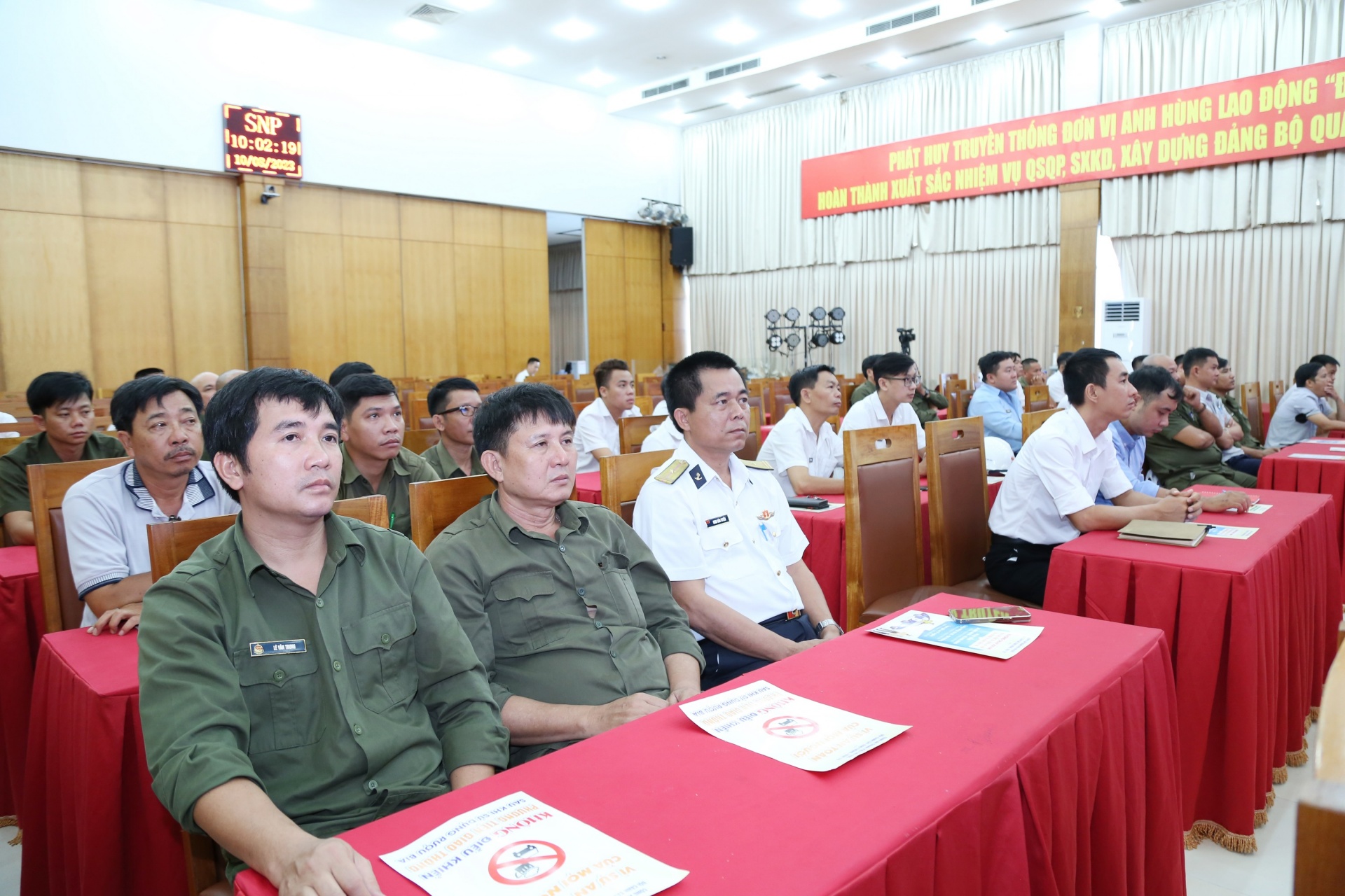 Tân Cảng Sài Gòn: Tuyên truyền pháp luật về trật tự an toàn giao thông Tân Cảng Sài Gòn: Tuyên truyền pháp luật về trật tự an toàn giao thông