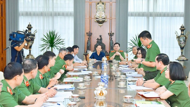 Xây dựng 200 căn nhà ở doanh trại cho chiến sỹ Công an các xã khó khăn tại miền Trung - Tây Nguyên và Nam Bộ ảnh 1