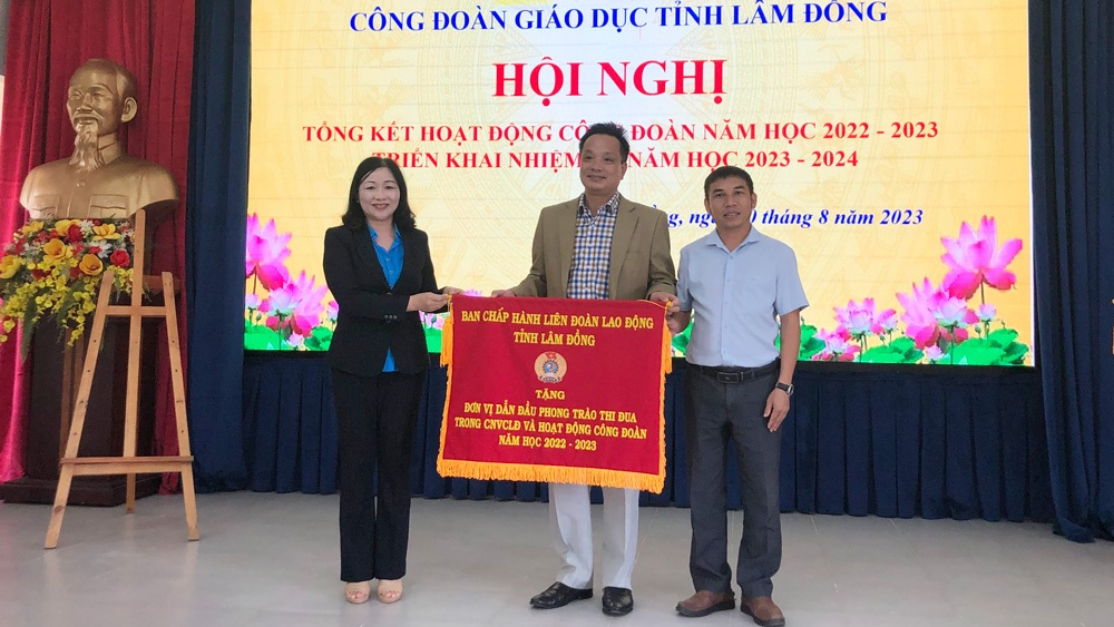 Công đoàn ngành Giáo dục tỉnh Lâm Đồng: Đưa hoạt động đến với đoàn viên, người lao động nhanh hơn, hiệu quả hơn Công đoàn ngành Giáo dục tỉnh Lâm Đồng: Đưa hoạt động đến với đoàn viên, người lao động nhanh hơn, hiệu quả hơn