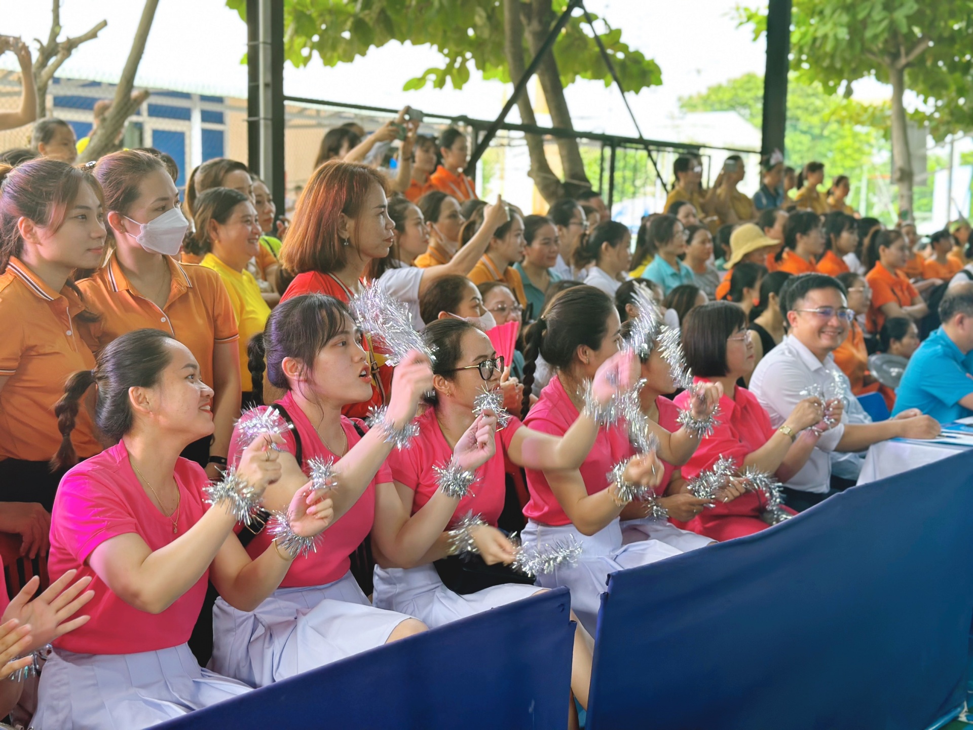 LĐLĐ quận Hải Châu: Sôi nổi hội thi đồng diễn thể dục giữa giờ LĐLĐ quận Hải Châu: Sôi nổi hội thi đồng diễn thể dục giữa giờ