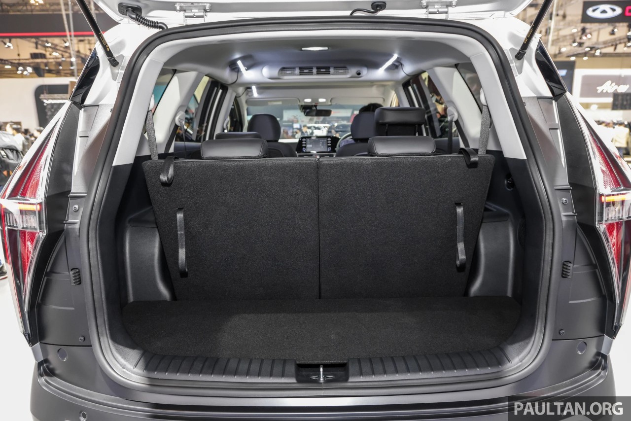 Hyundai Stargazer X ra mắt, đối thủ Mitsubishi Xpander Cross