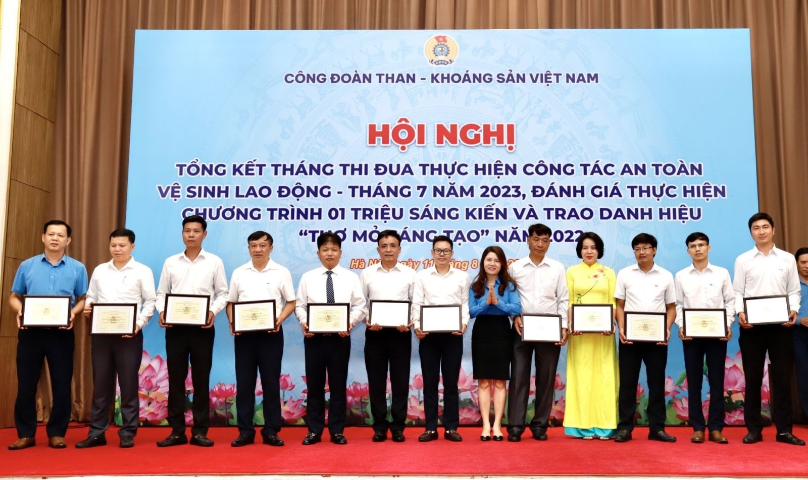 Công đoàn TKV tuyên dương các tập thể, cá nhân xuất sắc tiêu biểu