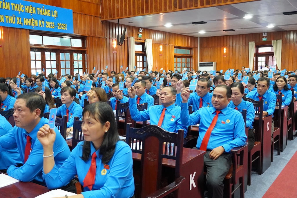 Chính thức diễn ra Đại hội Công đoàn tỉnh Long An lần thứ XI, nhiệm kỳ 2023 – 2028 Chính thức diễn ra Đại hội Công đoàn tỉnh Long An lần thứ XI, nhiệm kỳ 2023 – 2028