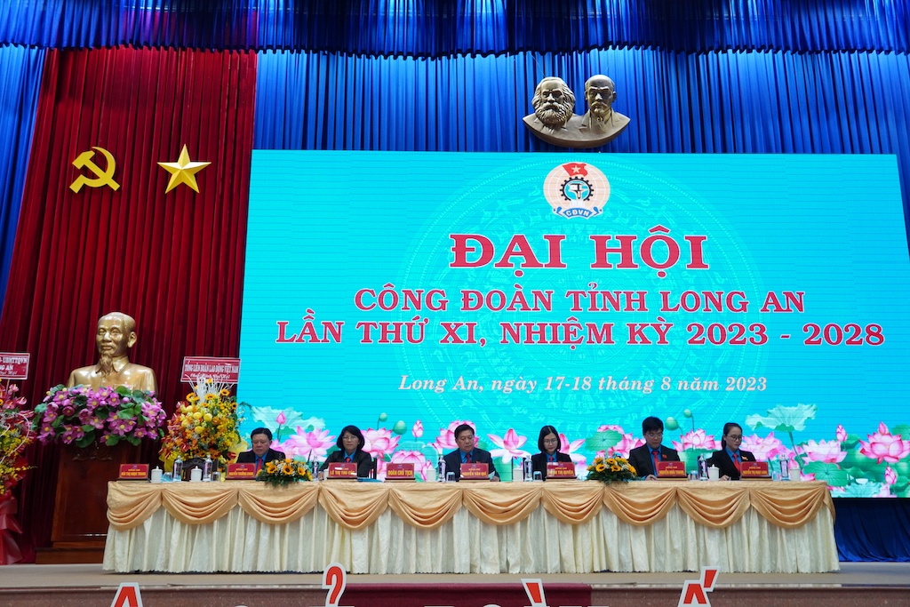 Chính thức diễn ra Đại hội Công đoàn tỉnh Long An lần thứ XI, nhiệm kỳ 2023 – 2028 Chính thức diễn ra Đại hội Công đoàn tỉnh Long An lần thứ XI, nhiệm kỳ 2023 – 2028