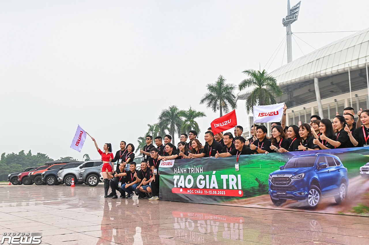 Dấu ấn Isuzu Caravan 2023