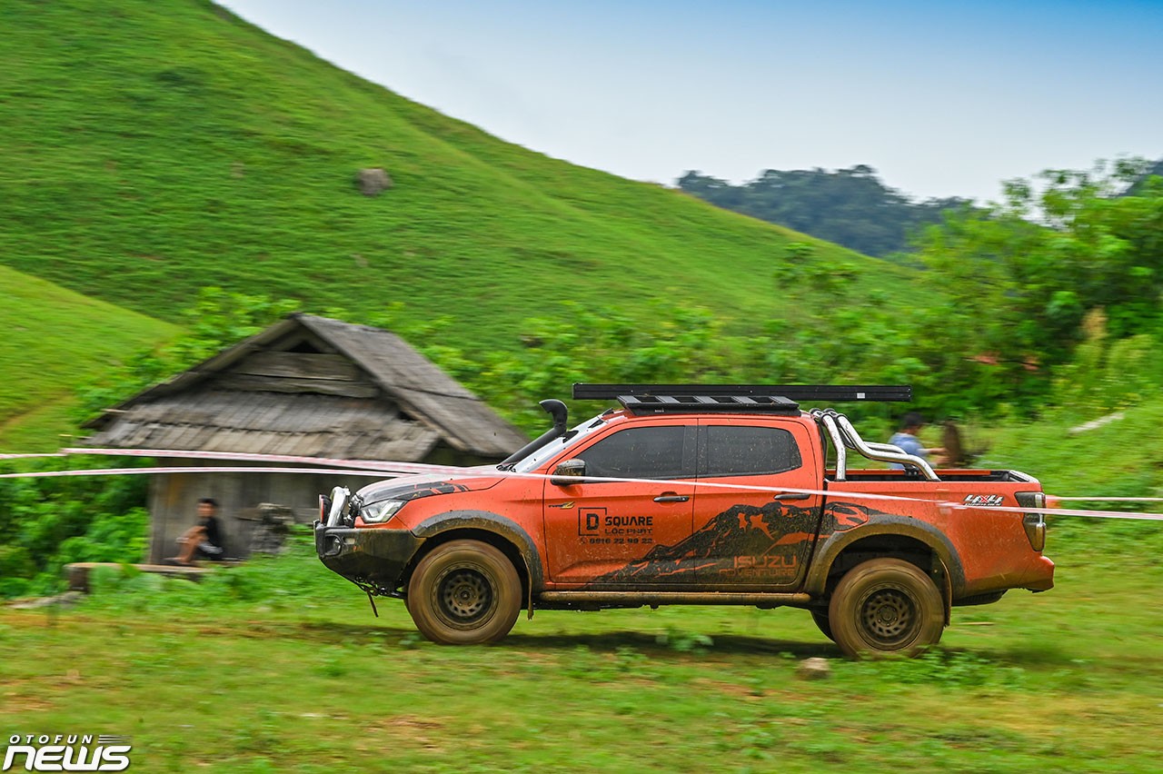 Dấu ấn Isuzu Caravan 2023