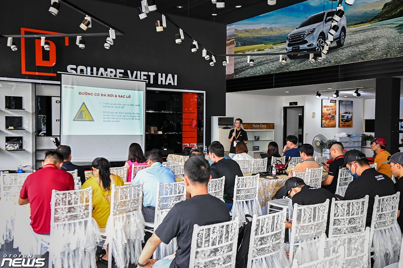 Dấu ấn Isuzu Caravan 2023