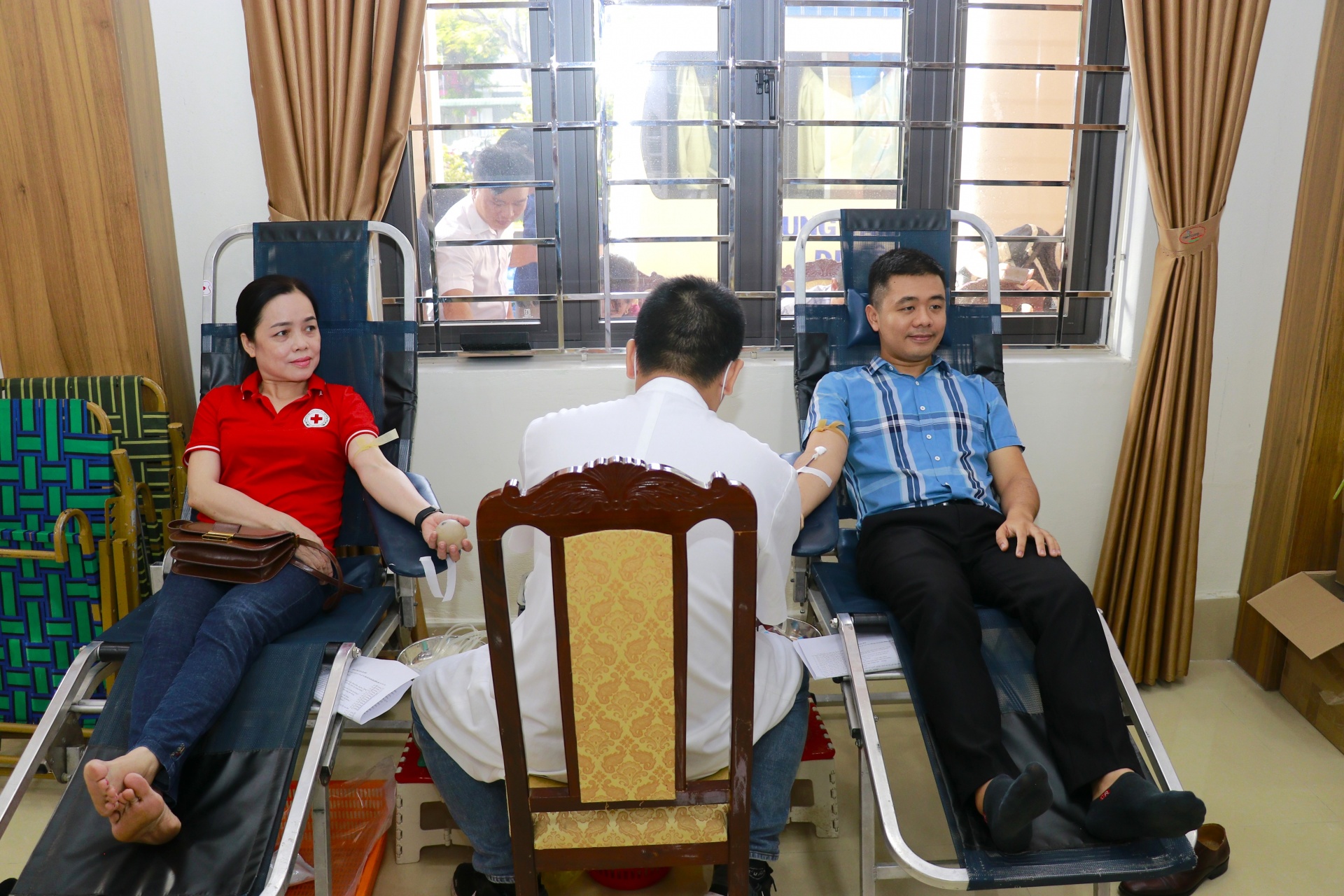 Đông đảo đoàn viên, người lao động tại tỉnh Quảng Trị tham gia hiến máu tình nguyện Đông đảo đoàn viên, người lao động tại tỉnh Quảng Trị tham gia hiến máu tình nguyện