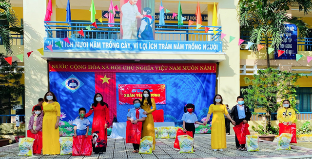 Người chỉ huy bản lĩnh, tài đức vẹn toàn Người chỉ huy bản lĩnh, tài đức vẹn toàn