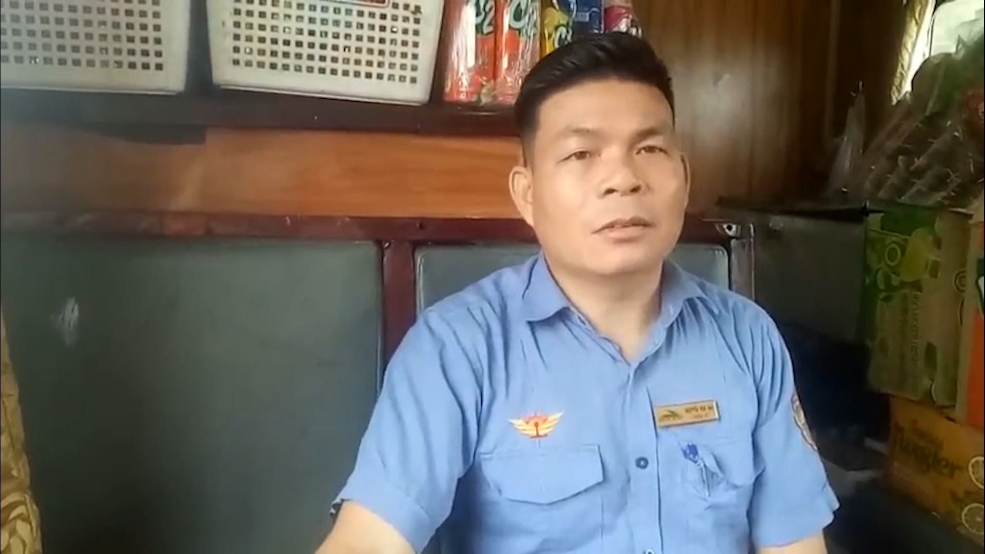 “Tôi thấy tôi thương những chuyến tàu” “Tôi thấy tôi thương những chuyến tàu”