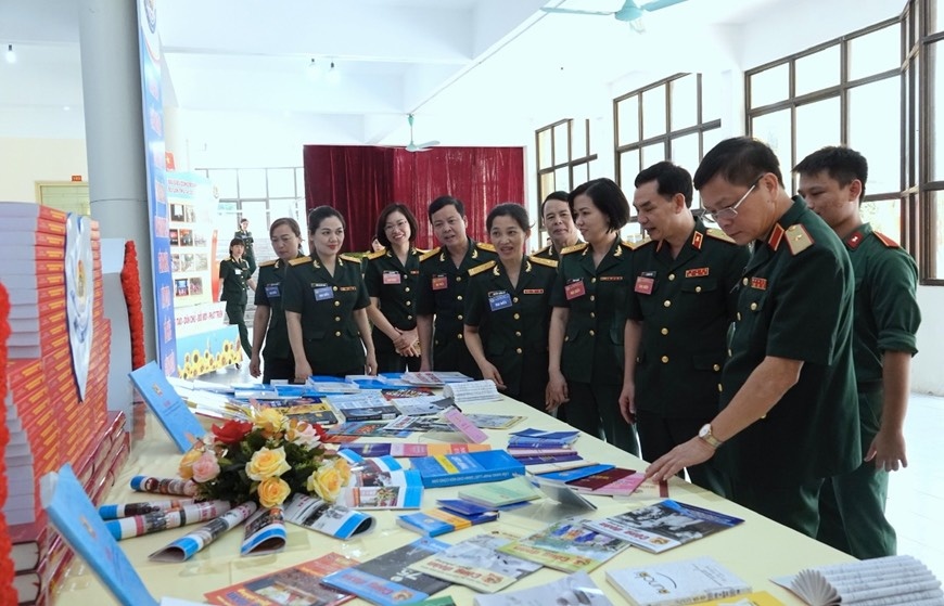 Phát huy tinh thần đoàn kết, sáng tạo, xây dựng Học viện Kỹ thuật Quân sự vững mạnh