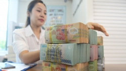 Ngân hàng dự kiến thắt chặt tiêu chuẩn tín dụng của 4 lĩnh vực rủi ro