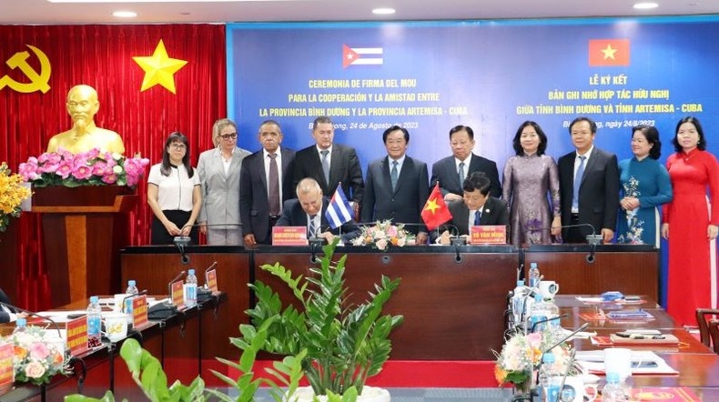 Bình Dương và Artemisa (Cuba) thêm bền chặt nhờ bản ghi nhớ hợp tác hữu nghị Bình Dương và Artemisa (Cuba) thêm bền chặt nhờ bản ghi nhớ hợp tác hữu nghị