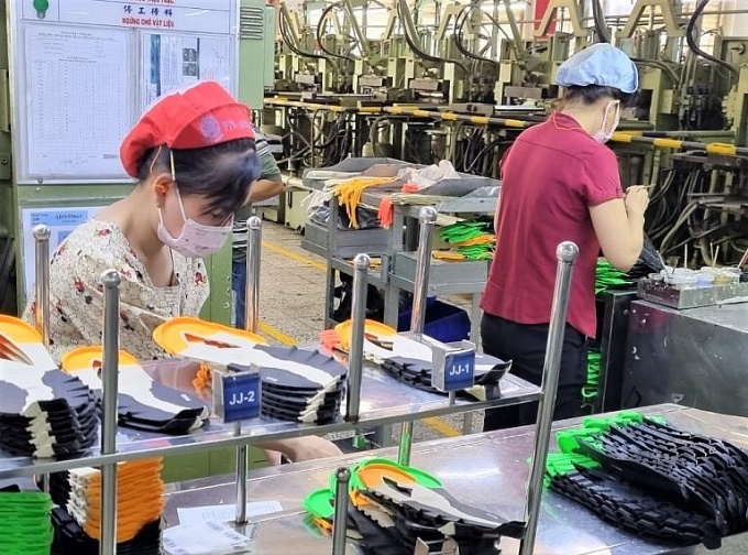 Tổng LĐLĐ Việt Nam tiếp tục hỗ trợ lao động giảm việc, mất việc