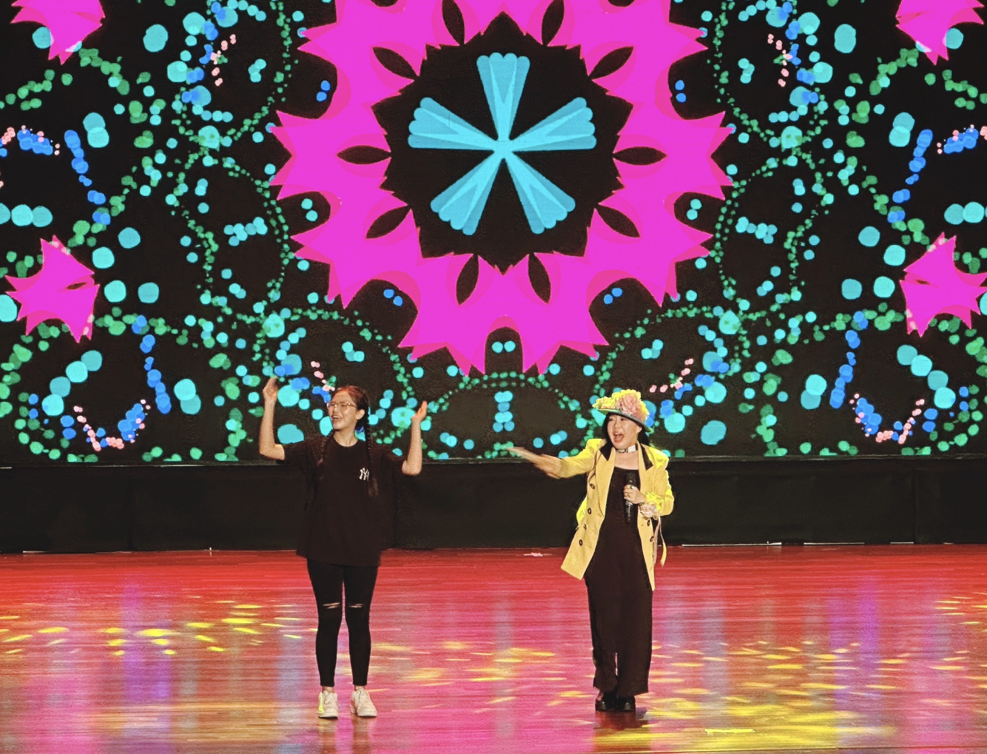 LĐLĐ Đà Nẵng: Gần 1.000 người tham gia giao lưu văn hóa “Hương sắc Việt – Hàn”