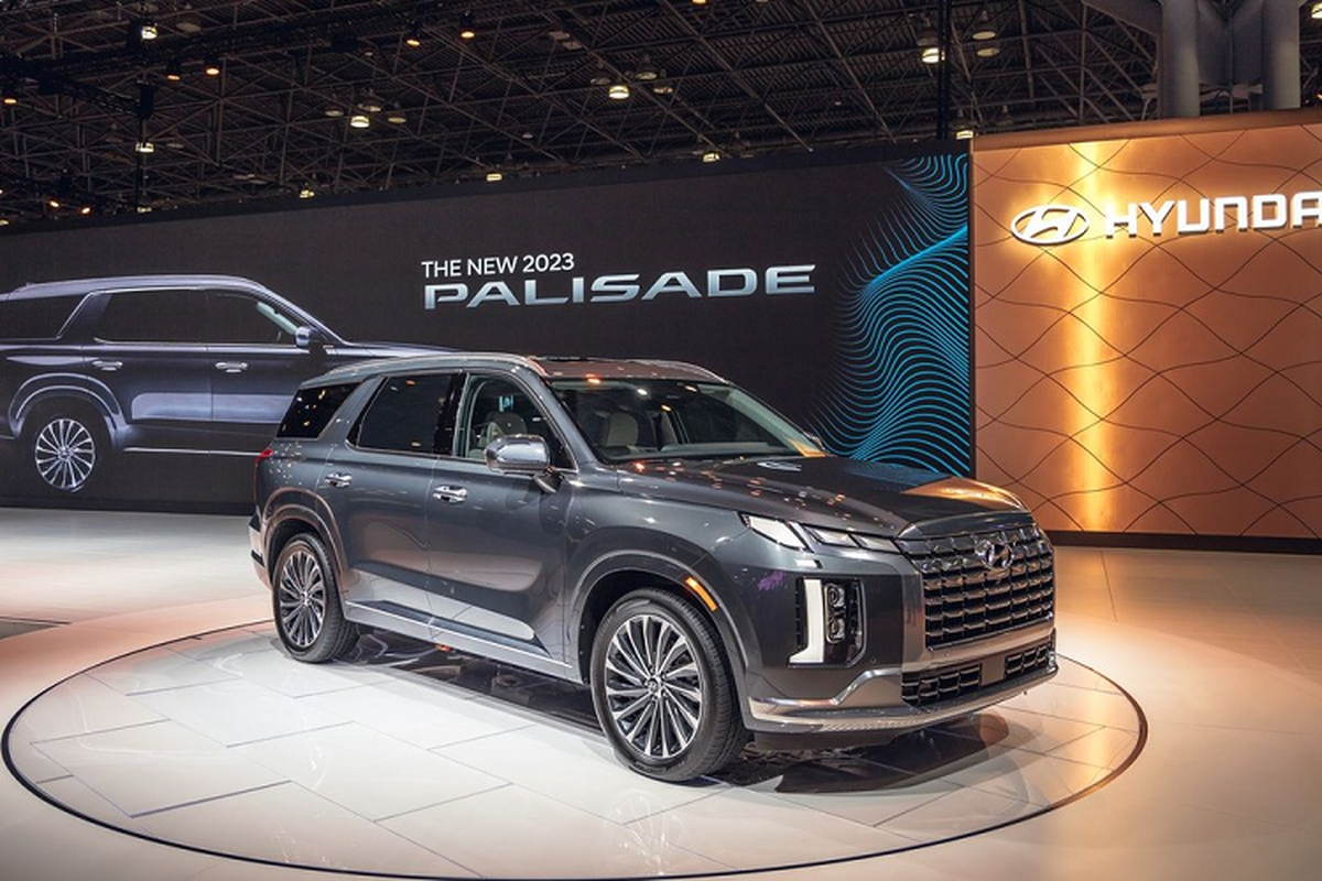 Hyundai Palisade chính hãng tại Việt Nam sẽ có giá từ 2 tỷ đồng Hyundai Palisade chính hãng tại Việt Nam sẽ có giá từ 2 tỷ đồng