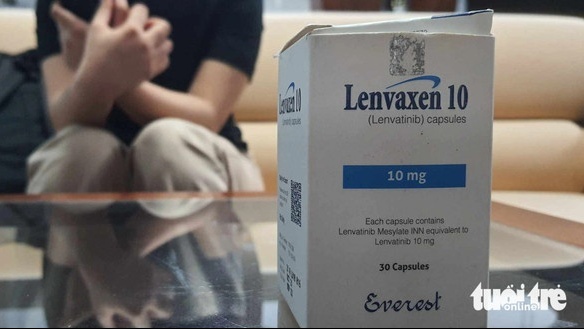 Khi bác sĩ bị tố “đổi tình” lấy thuốc