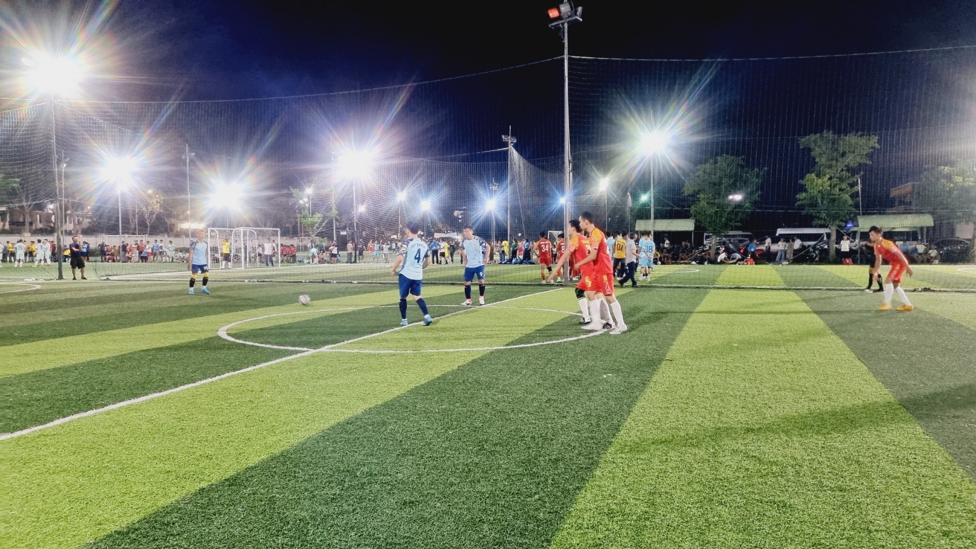 Giải đấu là sân chơi thể thao bổ ích dành cho công nhân lao động. Ảnh: ĐVCC Giải đấu là sân chơi thể thao bổ ích dành cho công nhân lao động. Ảnh: ĐVCC