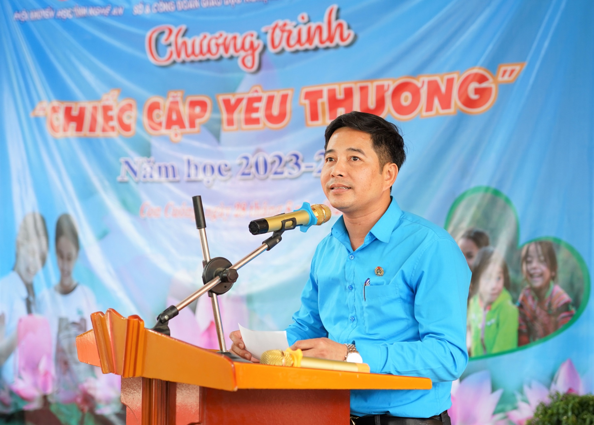 Nghệ An: Chương trình ‘Chiếc cặp yêu thương’ mang niềm vui vào năm học mới