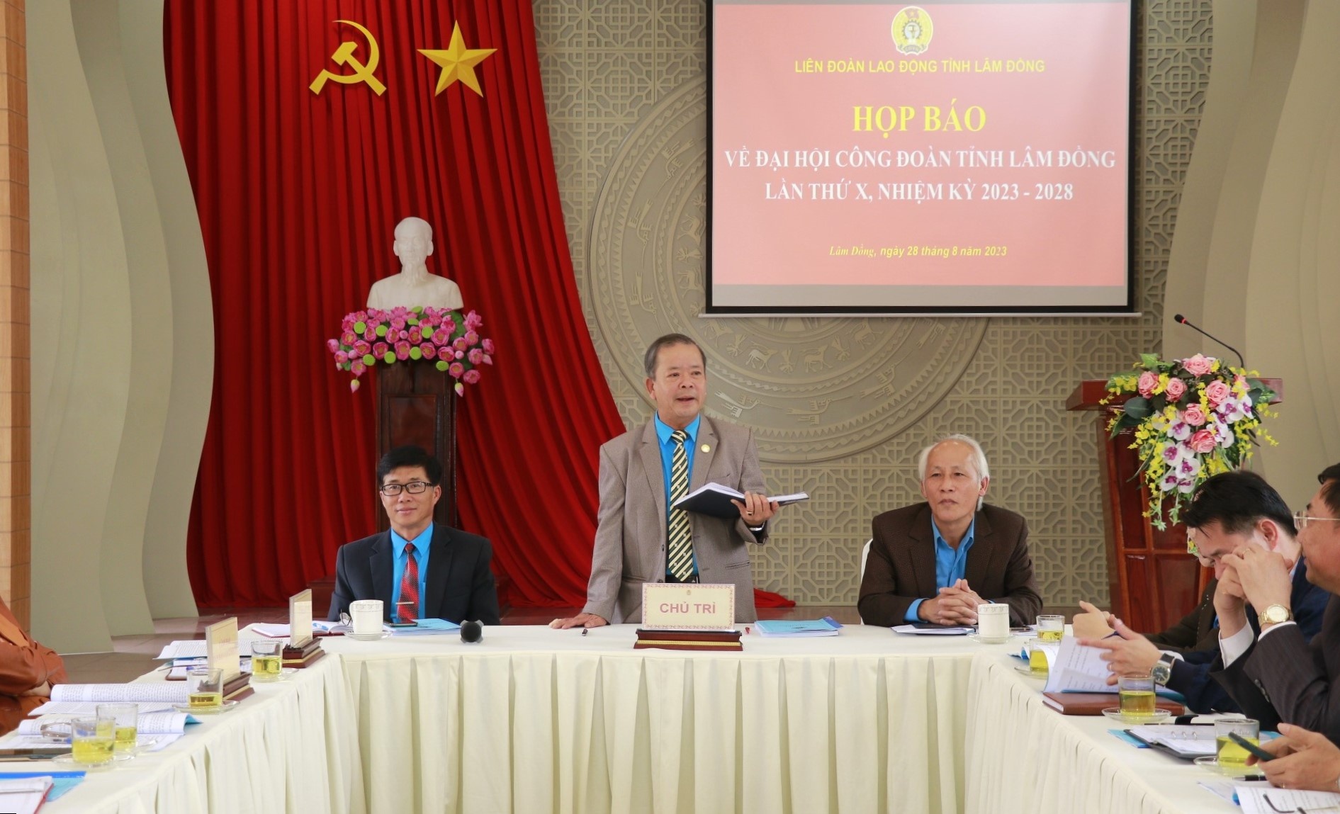 Công đoàn Lâm Đồng mong muốn các cơ quan báo chí cùng sát cánh trong tuyên truyền