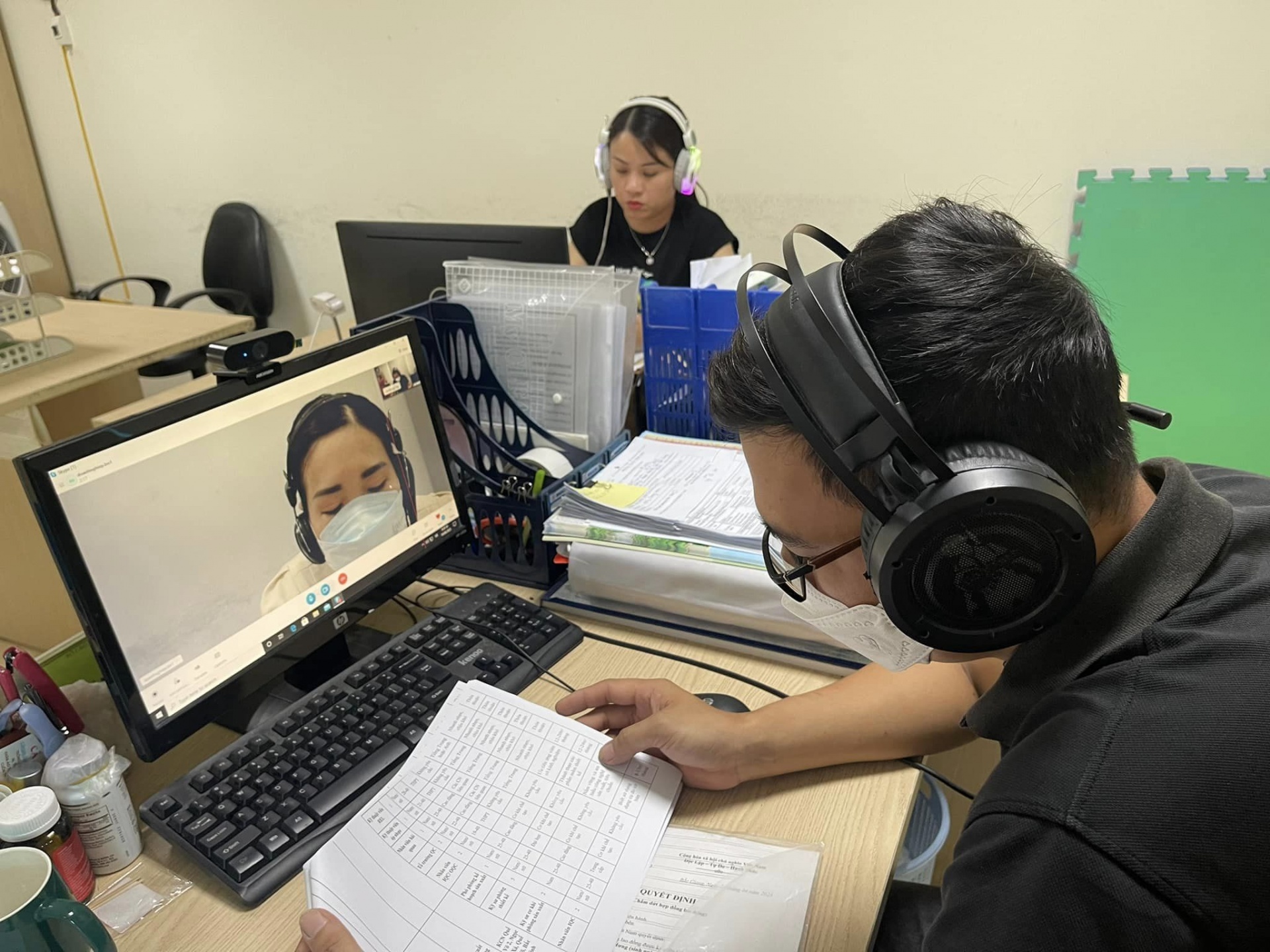 Tập đoàn KHKT Hồng Hải tuyển dụng gấp 800 công nhân, thu nhập 8-10 triệu Tập đoàn KHKT Hồng Hải tuyển dụng gấp 800 công nhân, thu nhập 8-10 triệu