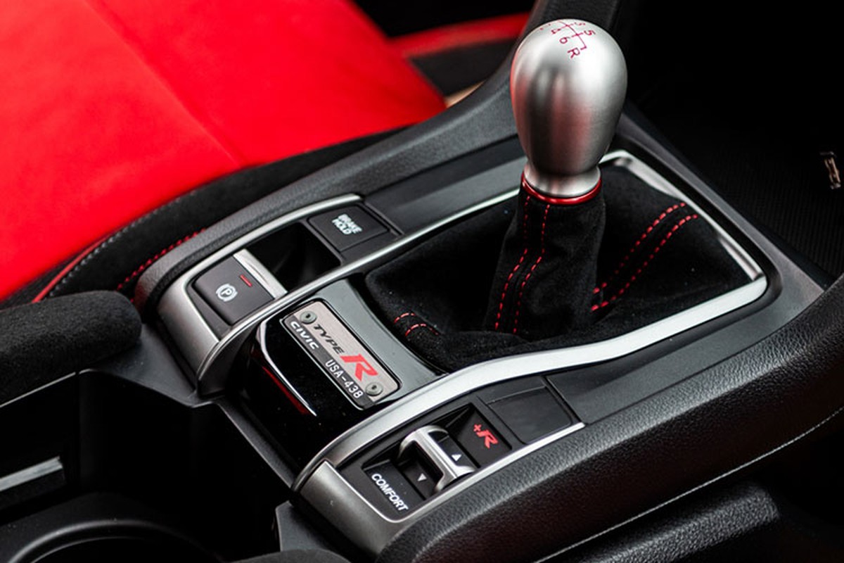 Dàn xe Honda Civic Type R 2023 tụ hợp tại Sài Gòn