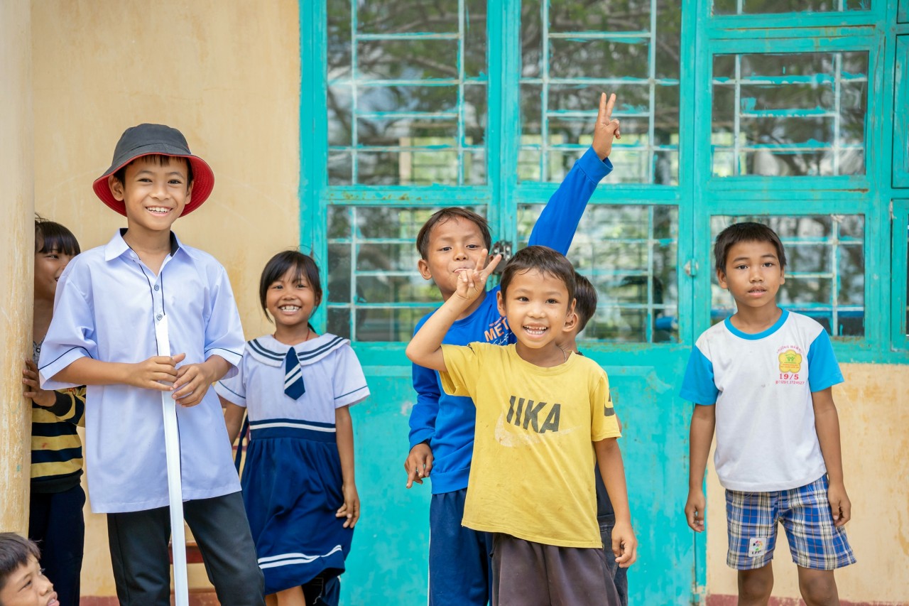 Jeep Caravan lần 3: Lan tỏa yêu thương - Cùng em đến trường Jeep Caravan lần 3: Lan tỏa yêu thương - Cùng em đến trường