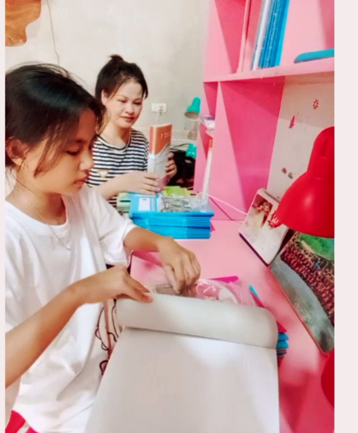 Nghỉ lễ Quốc khánh: NLĐ dành trọn thời gian bên gia đình, cùng con chuẩn bị năm học mới