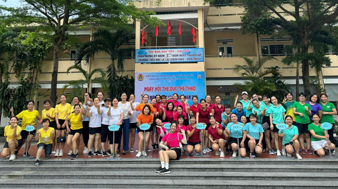 Người “truyền lửa” bằng cả trái tim Người “truyền lửa” bằng cả trái tim