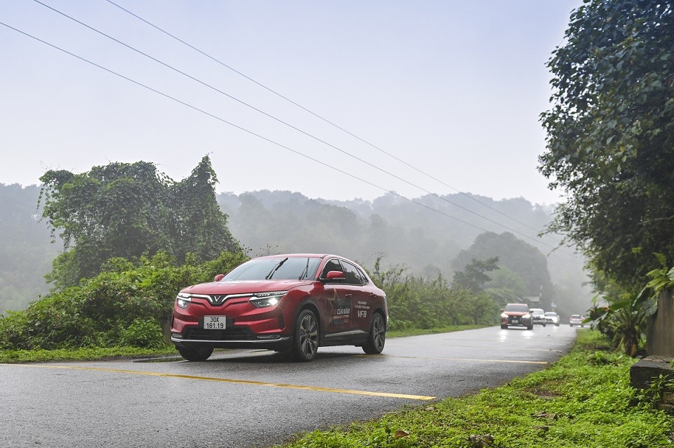 "Tài già" đánh giá VinFast VF8 Eco sau 4 tháng sử dụng và sau khi update 8.7.9.1 "Tài già" đánh giá VinFast VF8 Eco sau 4 tháng sử dụng và sau khi update 8.7.9.1