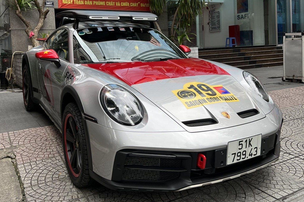 Porsche 911 Dakar khám phá những vùng đất huyền thoại Porsche 911 Dakar khám phá những vùng đất huyền thoại