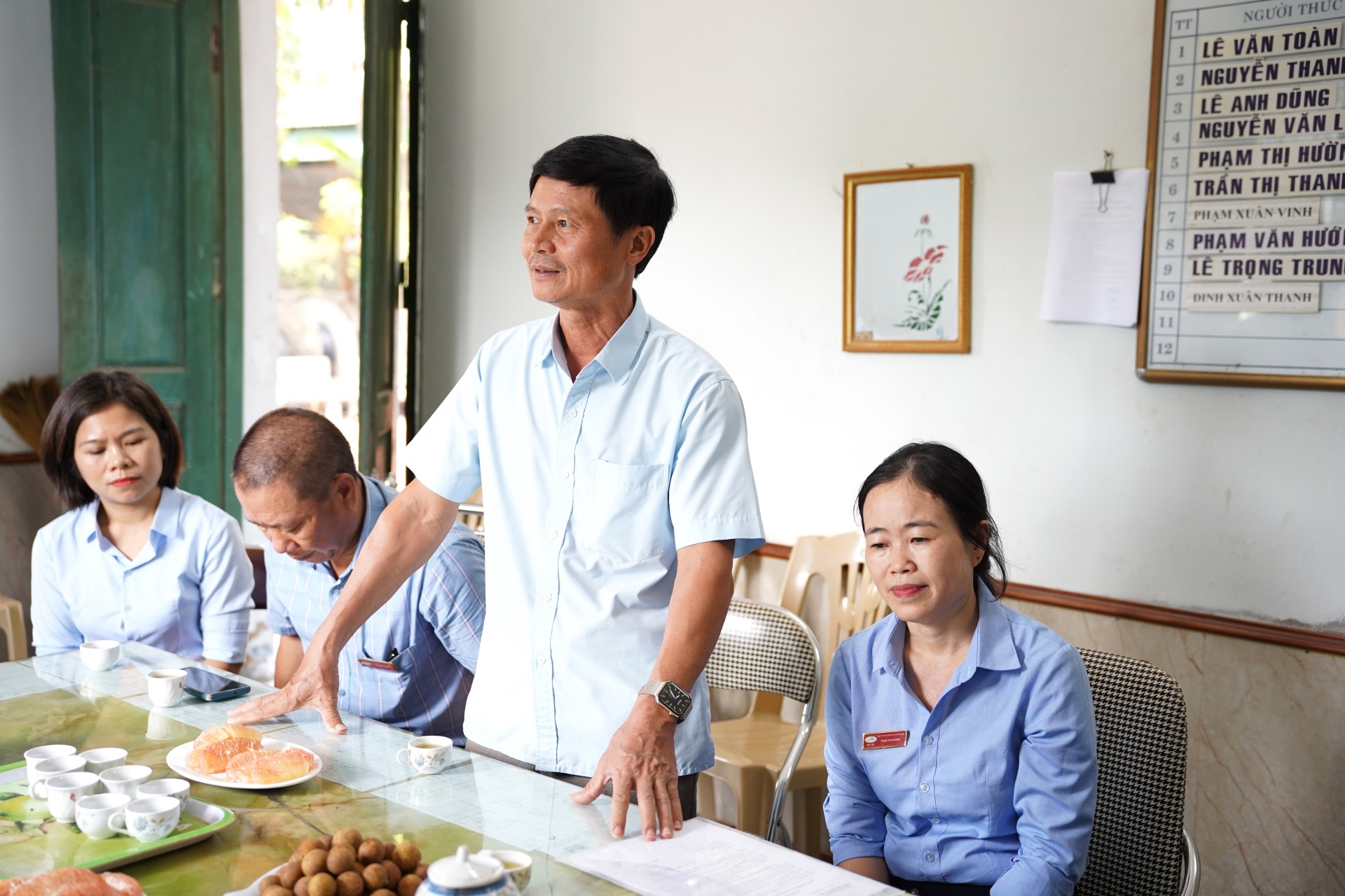 Công đoàn Đường sắt Việt Nam khen thưởng cho công nhân dũng cảm cứu người Công đoàn Đường sắt Việt Nam khen thưởng công nhân dũng cảm cứu người