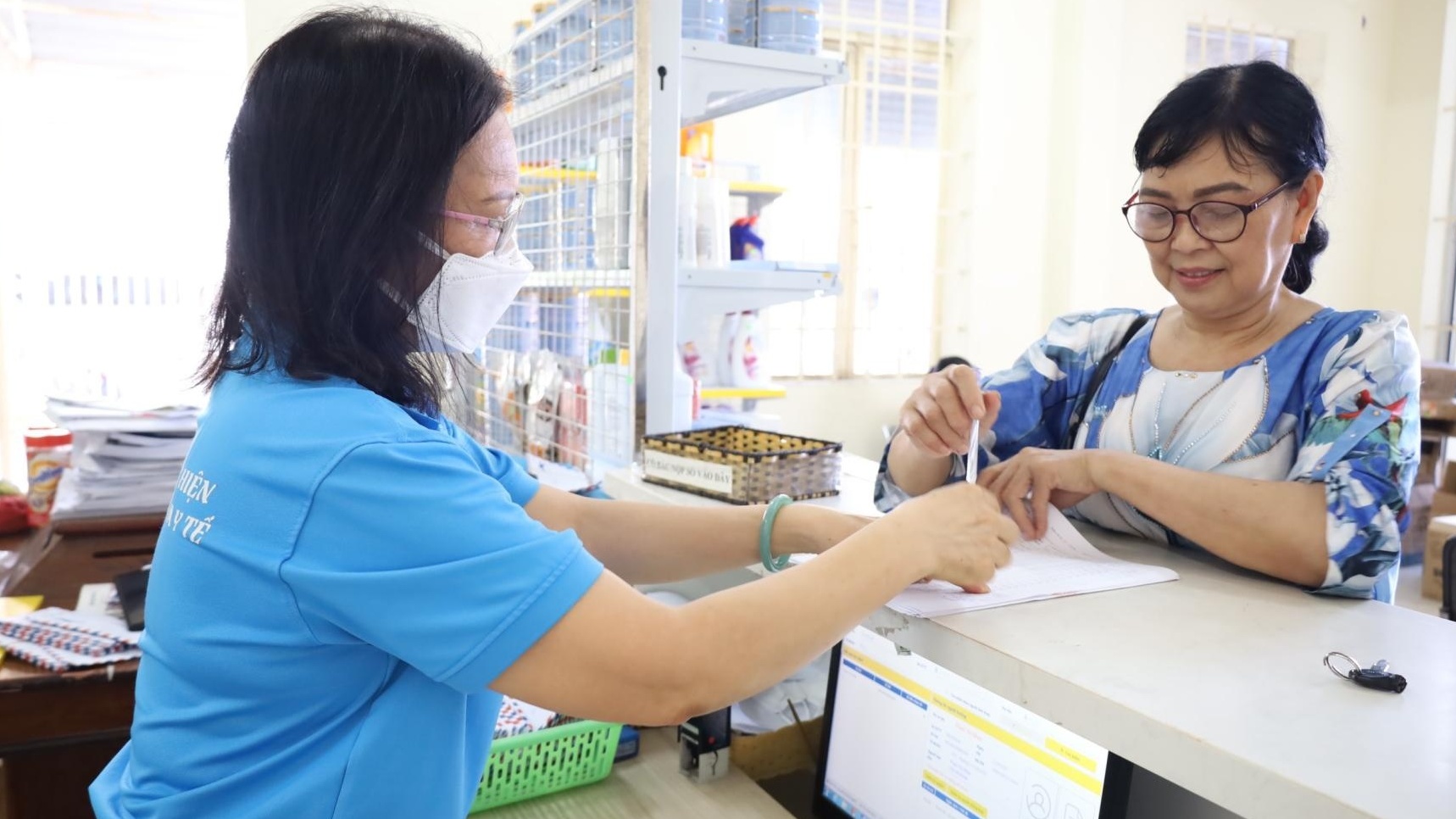 5 trường hợp nghỉ hưu trước tuổi không bị trừ tỉ lệ hưởng lương hưu