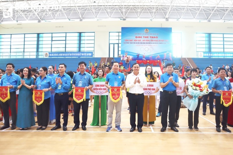 sôi động Giải thể thao do LĐLĐ tỉnh Nghệ An tổ chức