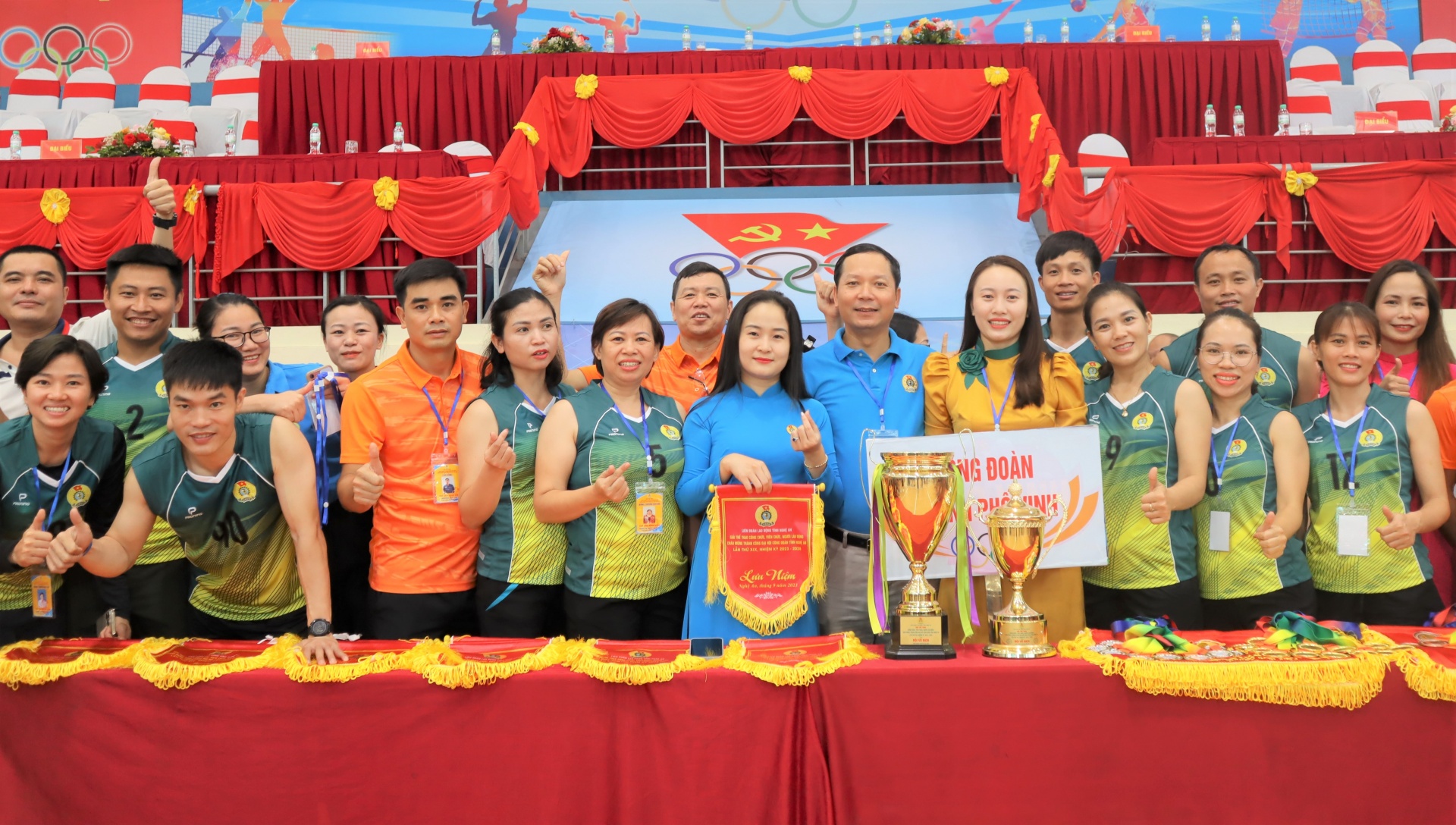 sôi động Giải thể thao do LĐLĐ tỉnh Nghệ An tổ chức