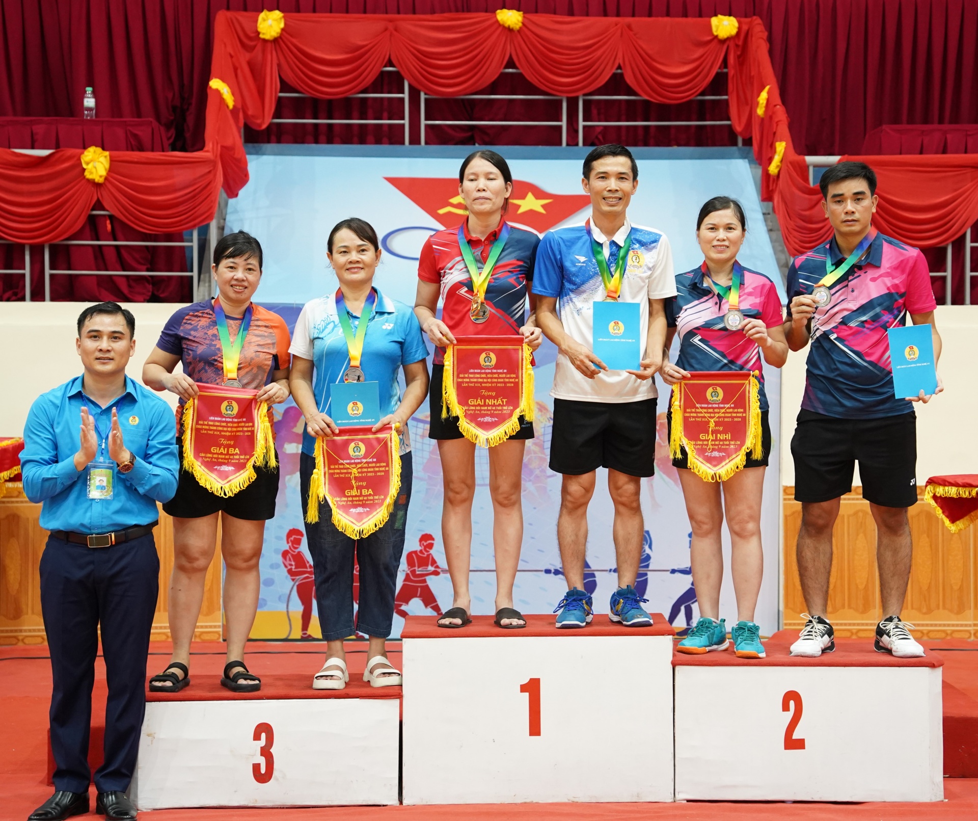 Giải thể do LĐLĐ tỉnh Nghệ An tổ chức thành công ấn tượng