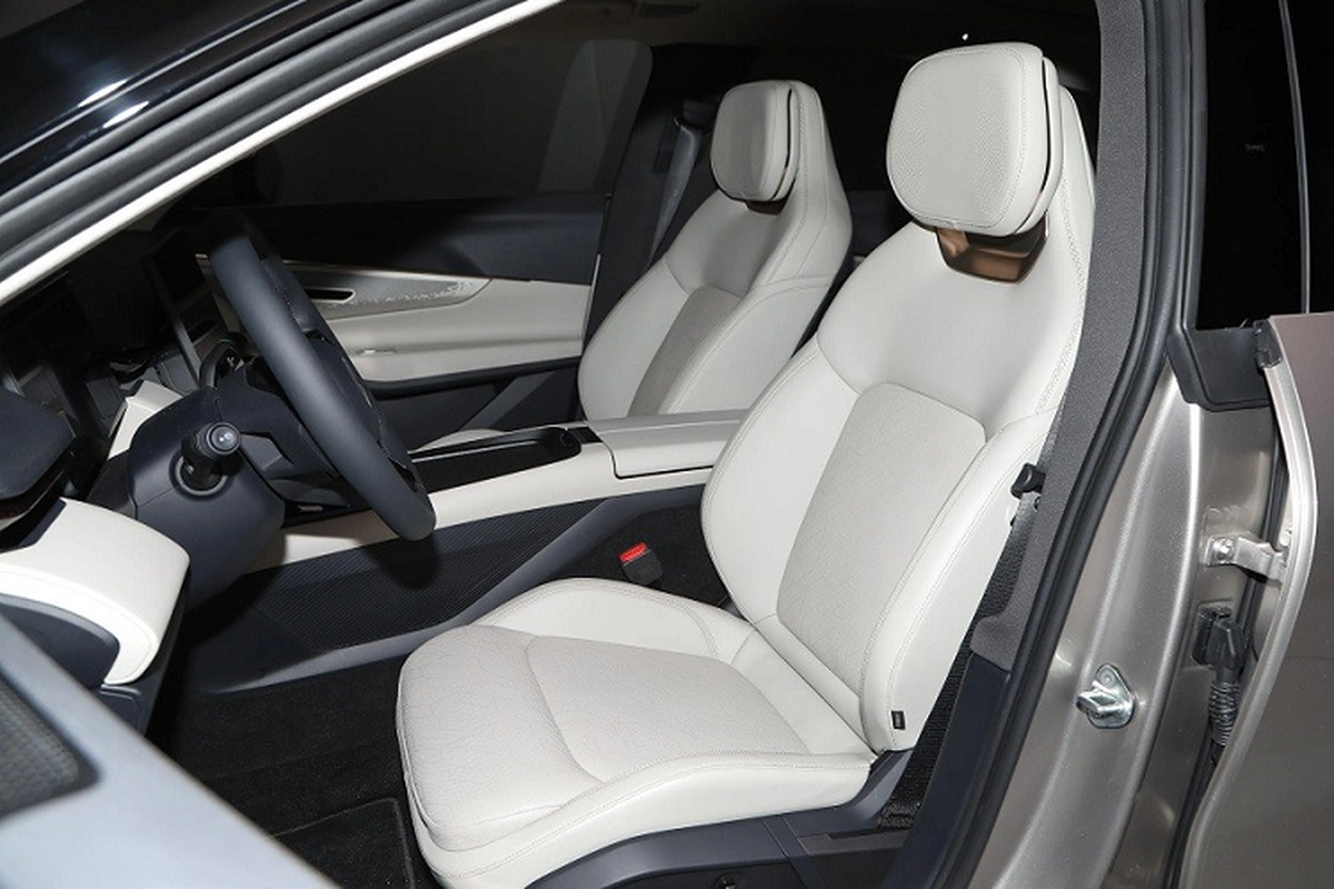 Cận cảnh Lynk & Co 08 2024 sắp được bán tại Việt Nam