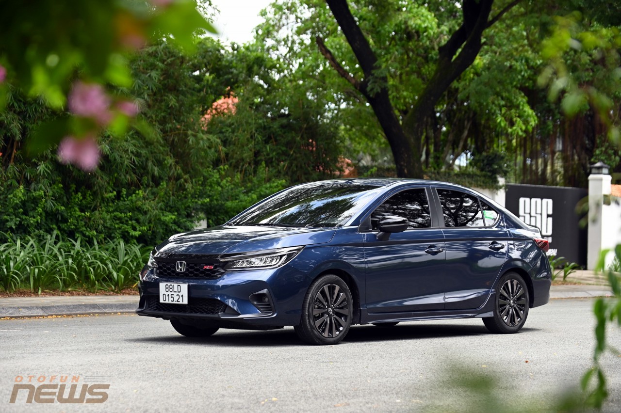 Honda City 2023 giảm giá mạnh tới 75 triệu đồng