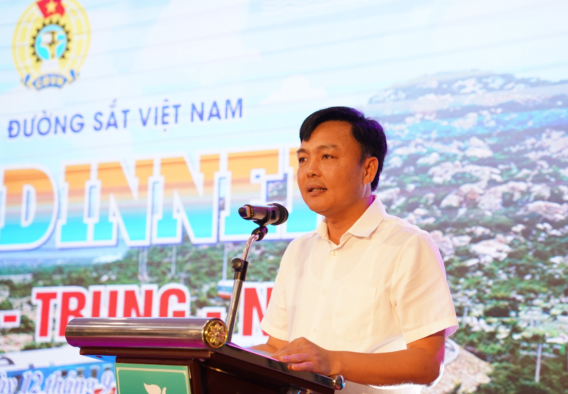 Vui vẻ, thân tình chương trình nghỉ dưỡng, biểu dương của Công đoàn Đường sắt Việt Nam Vui vẻ, thân tình chương trình nghỉ dưỡng, biểu dương của Công đoàn Đường sắt Việt Nam