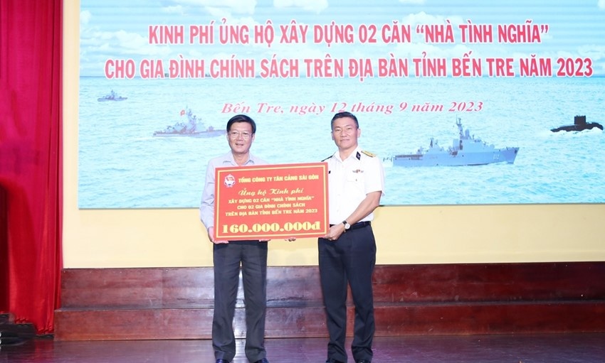 Tổng Công ty Tân Cảng Sài Gòn: Nhận đỡ đầu con ngư dân tại Tiền Giang, Bến Tre Tổng Công ty Tân Cảng Sài Gòn: Nhận đỡ đầu con ngư dân tại Tiền Giang, Bến Tre