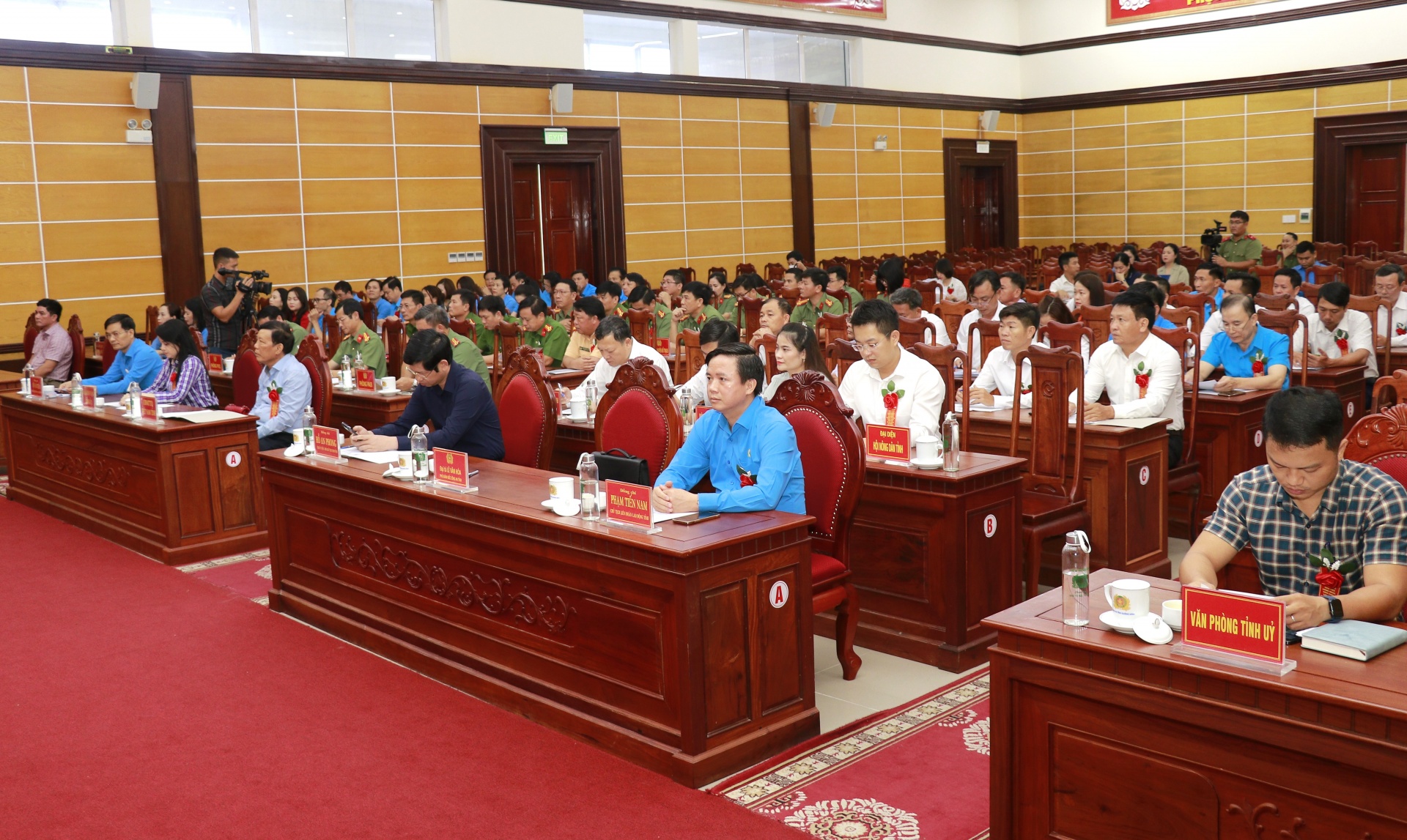 LĐLĐ tỉnh Quảng Bình: Tiếp tục đẩy mạnh phong trào toàn dân bảo vệ an ninh Tổ quốc