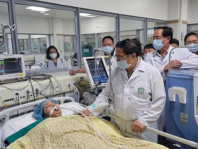 Công đoàn Bệnh viện Bạch Mai kêu gọi ủng hộ bác sĩ gặp nạn trong vụ cháy chung cư mini