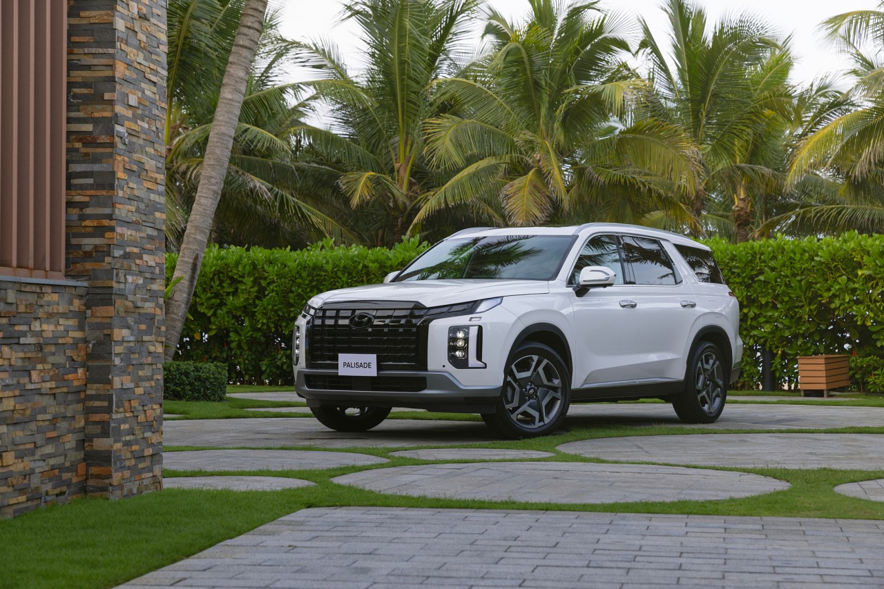 SUV cỡ lớn Hyundai Palisade chào sân Việt Nam với giá từ 1,469 tỷ đồng SUV cỡ lớn Hyundai Palisade chào sân Việt Nam với giá từ 1,469 tỷ đồng