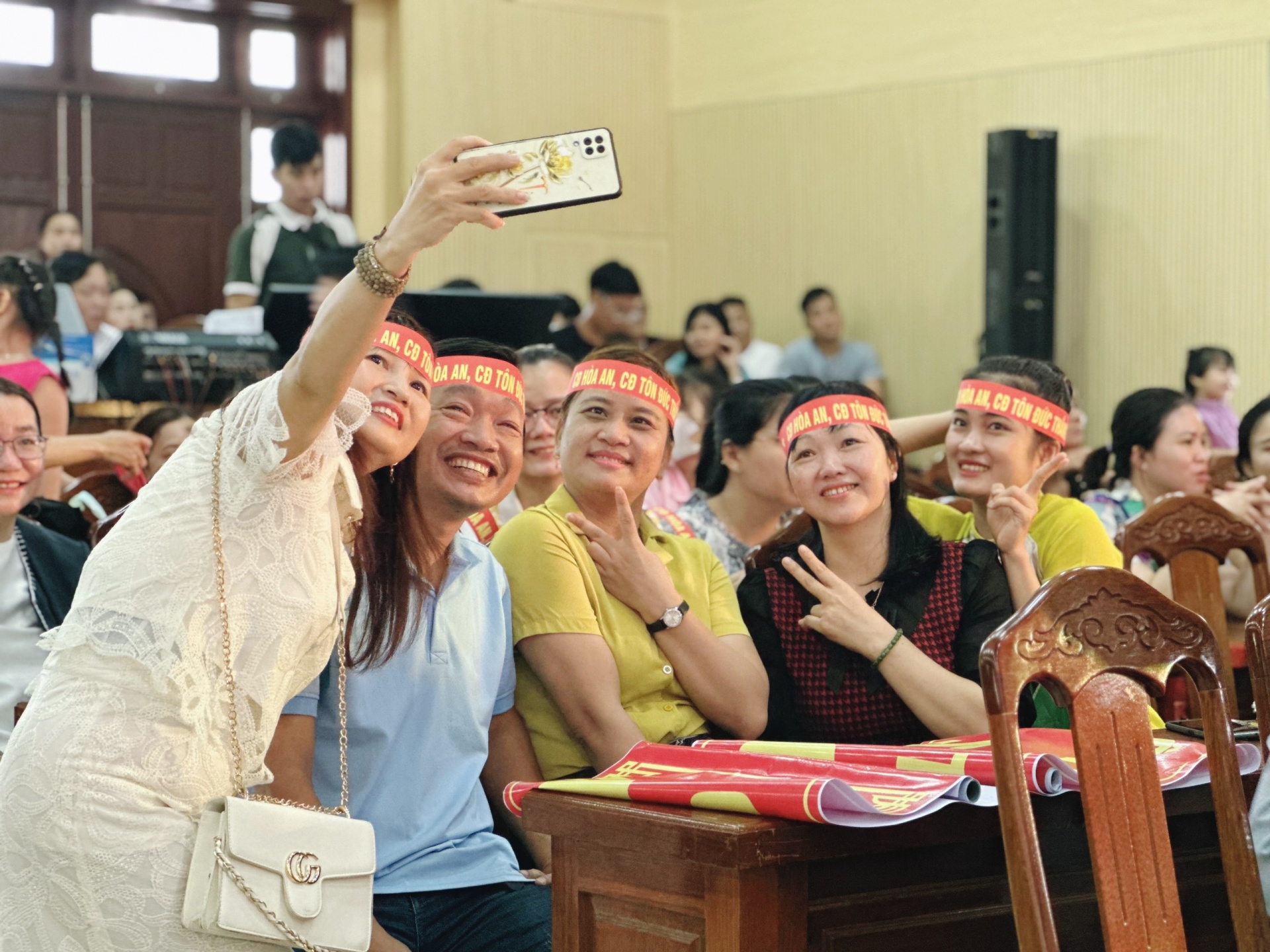 Hội thi Tiếng hát CNVCLĐ quận Cẩm Lệ năm 2023: Những khoảnh khắc sôi nổi, vui vẻ