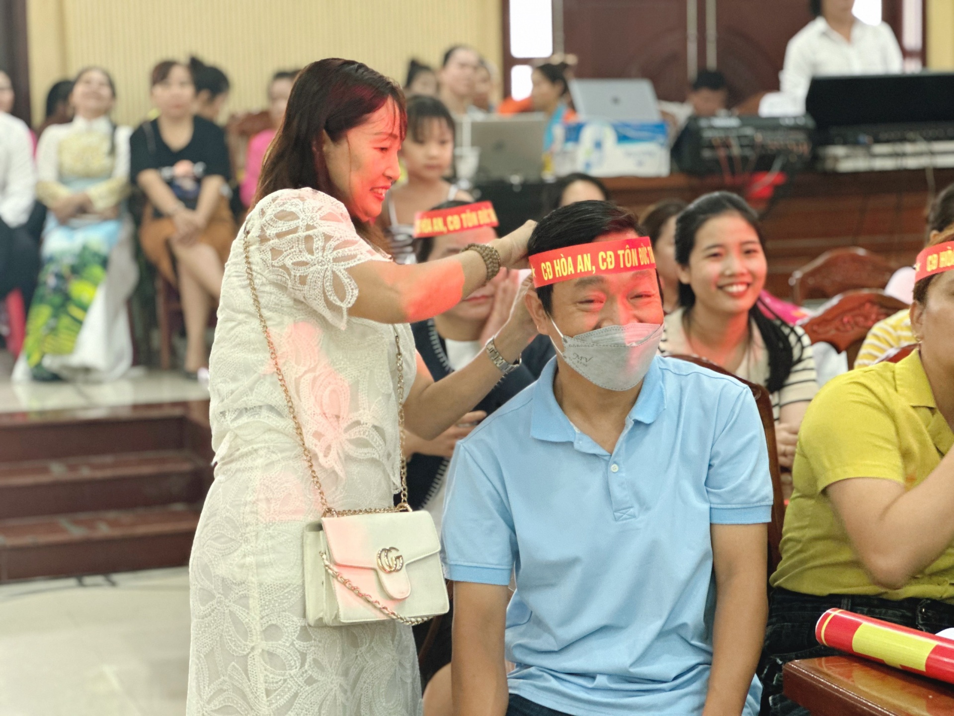 Hội thi Tiếng hát CNVCLĐ quận Cẩm Lệ năm 2023: Những khoảnh khắc sôi nổi, vui vẻ