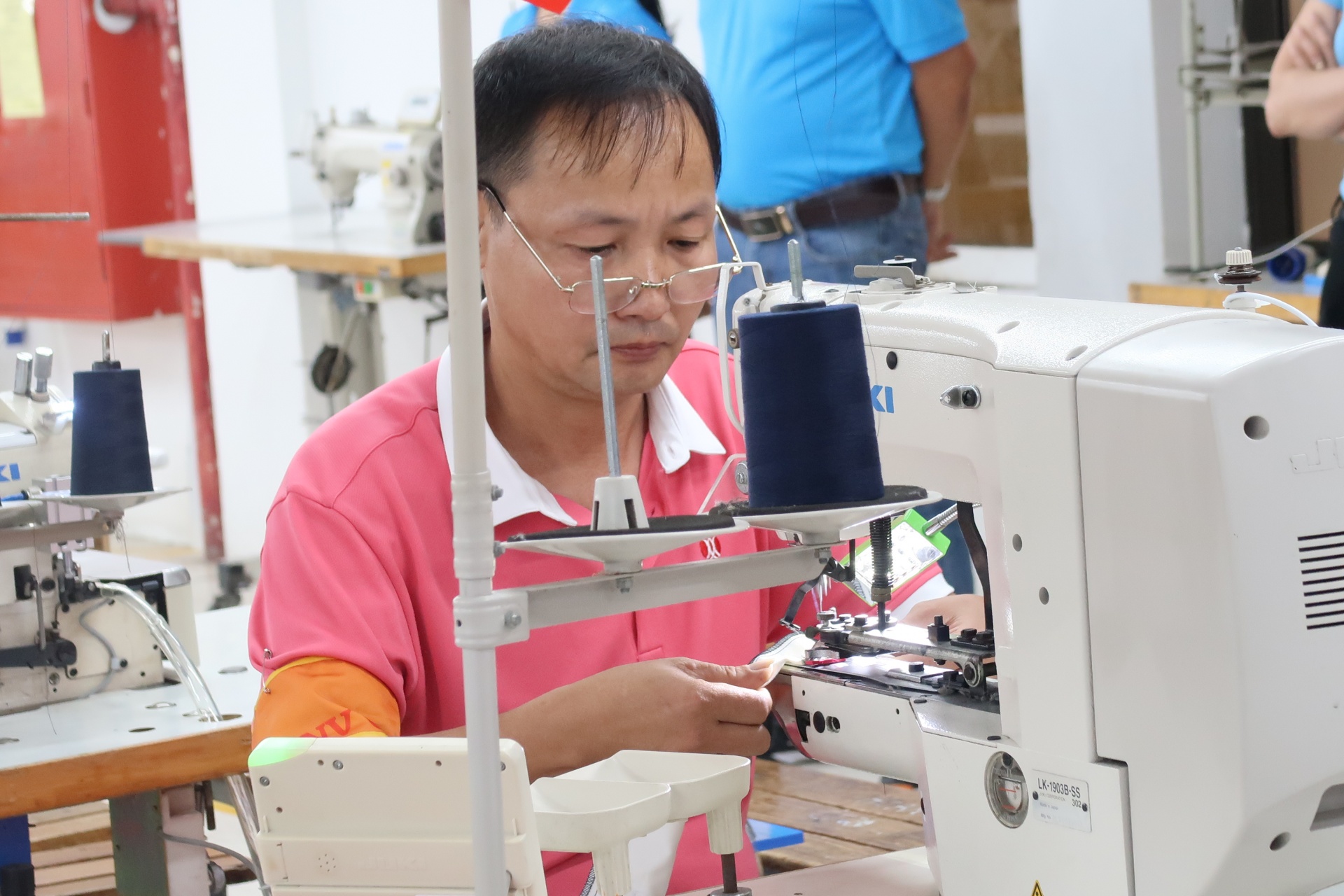 Hội thi Thợ giỏi ngành Dệt May: Nơi hội tụ, tỏa sáng kỹ năng nghề nghiệp Hội thi Thợ giỏi ngành Dệt May: Nơi hội tụ, tỏa sáng kỹ năng nghề nghiệp