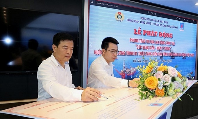 "01 triệu sáng kiến" - Chương trình thiết thực với ngành Dầu khí "01 triệu sáng kiến" - Chương trình thiết thực với ngành Dầu khí