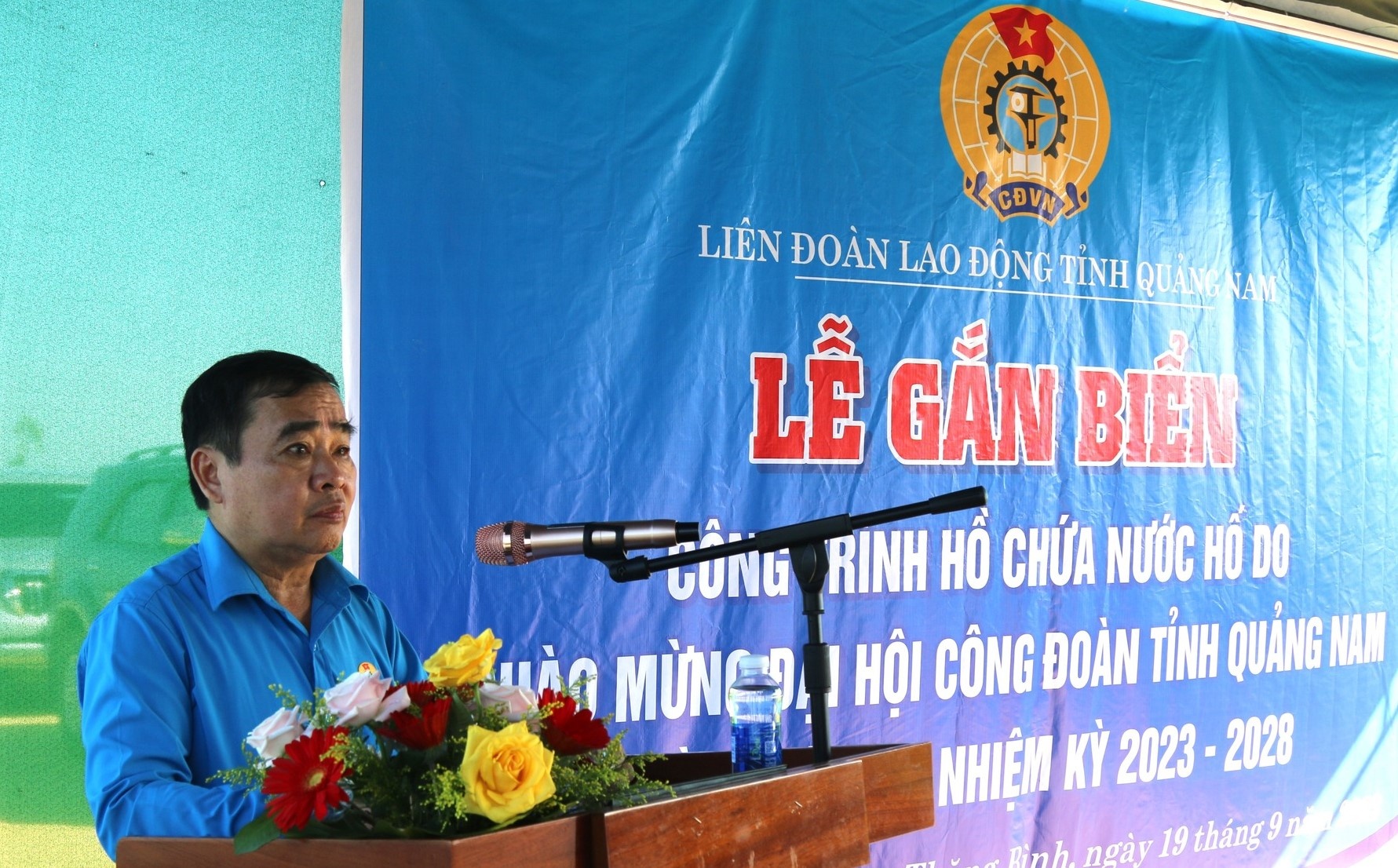 LĐLĐ tỉnh Quảng Nam: Gắn biển Công trình Hồ chứa nước Hố Do chào mừng Đại hội