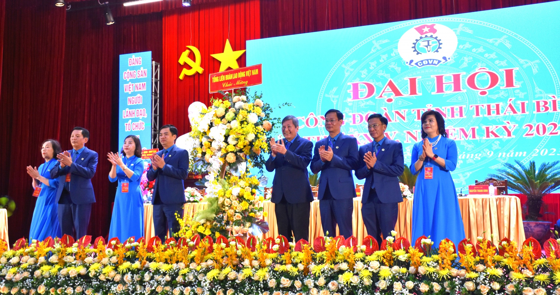 Sự kiện đánh dấu bước phát triển mới của phong trào CNVCLĐ và hoạt động công đoàn